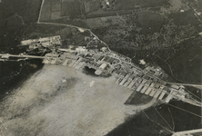 502249 Luchtfoto van de Vliegbasis Soesterberg te Soesterberg (gemeente Soest).